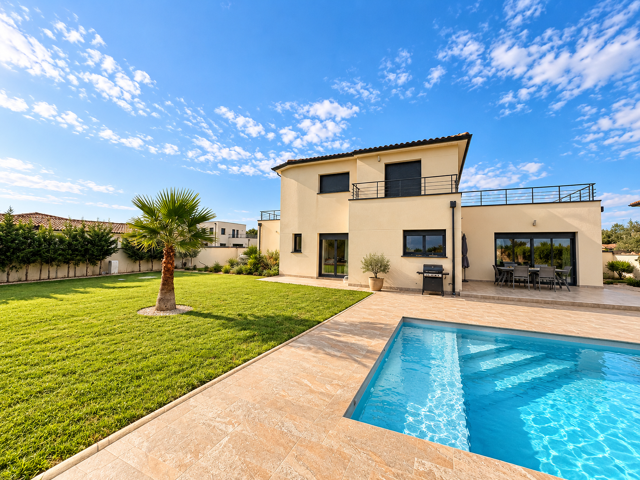 Maison contemporaine 190 m2 -6 chambres, piscine chauffée et — photo du bien