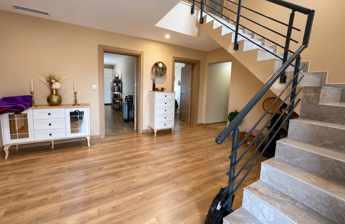 Maison contemporaine 190 m2 -6 chambres, piscine chauffée et — photo 5