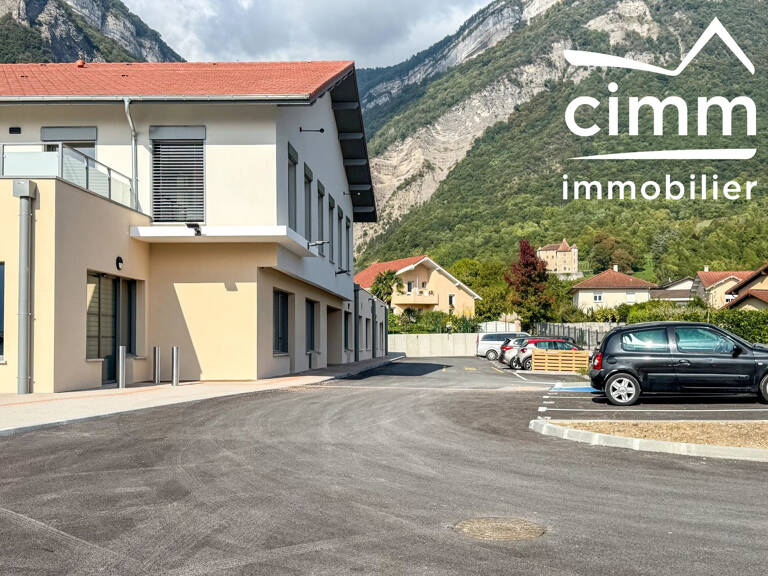 LOCAL COMMERCIAL - 200m² - VISIBILITE - PARKING — photo 1