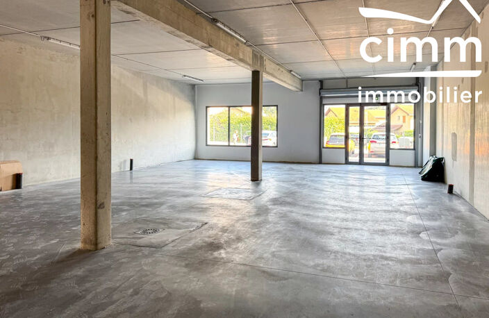 LOCAL COMMERCIAL - 200m² - VISIBILITE - PARKING — photo 2