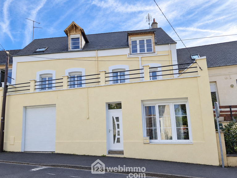Maison de ville - 216m² - Laon — photo 1