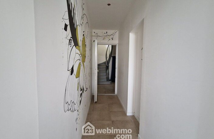 Maison de ville - 216m² - Laon — photo 5