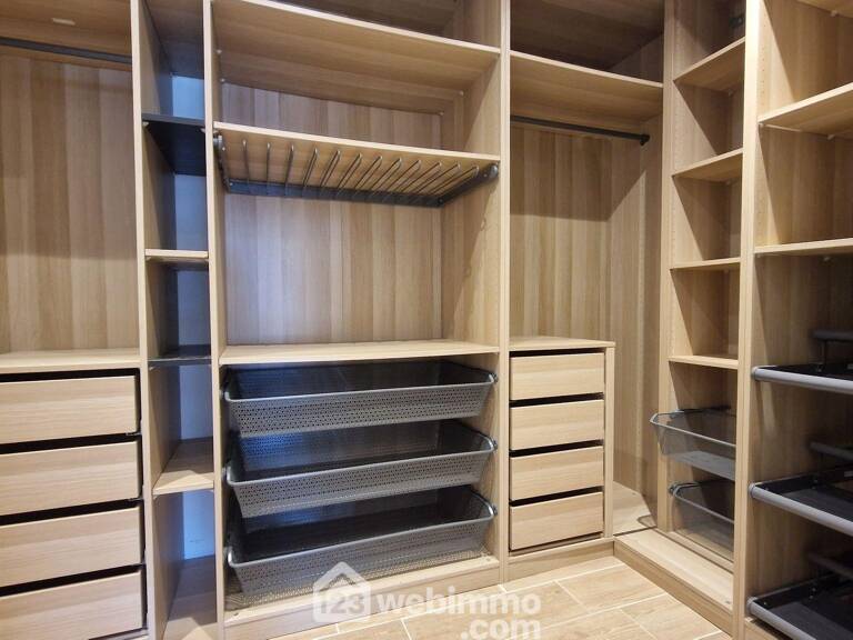 Maison de ville - 216m² - Laon — photo 1