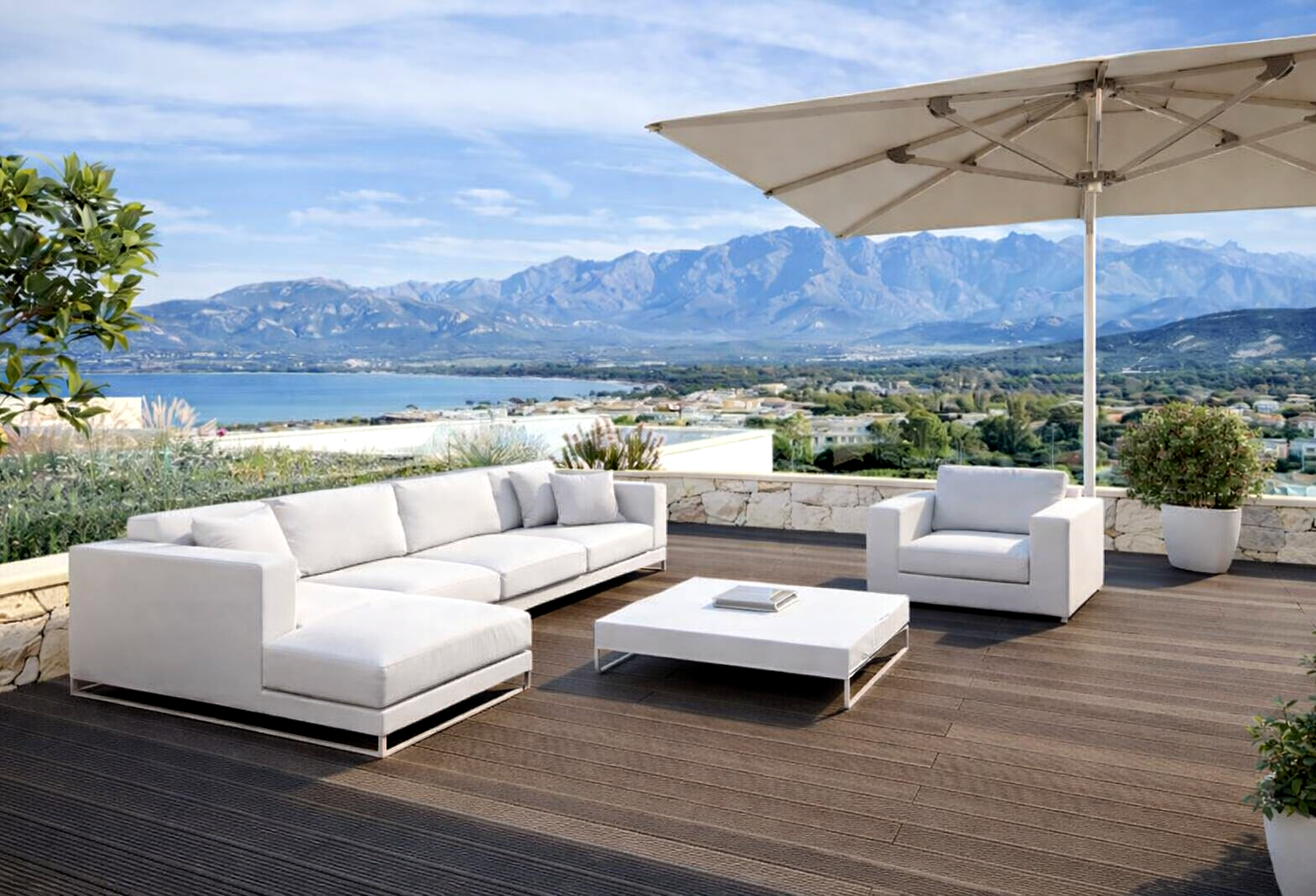 -MAGNIFIQUE VUE MER SUR BAIE DE CALVI – DERNIER ETAGE 2P DE 50M² AVEC 15M² DE TERRASSE — photo 1