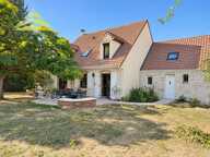 Mandres-les-Roses – Maison familiale avec piscine sur un terrain de 1 309 m² — photo 2