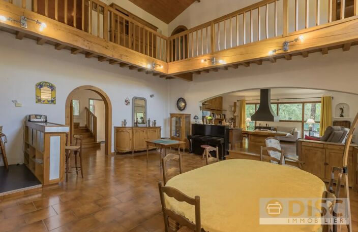 Belle maison spacieuse avec piscine à proximité de Septfonds. — photo 3
