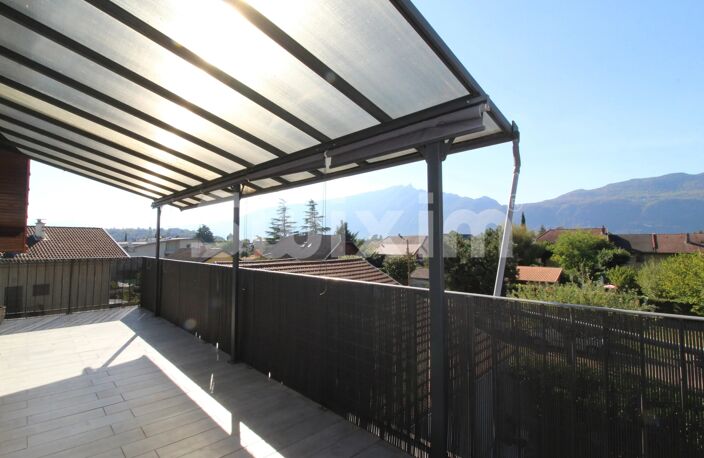 AIX-LES-BAINS - BEAU T4 AVEC TERRASSE ENTRE VILLE ET LAC — photo 3