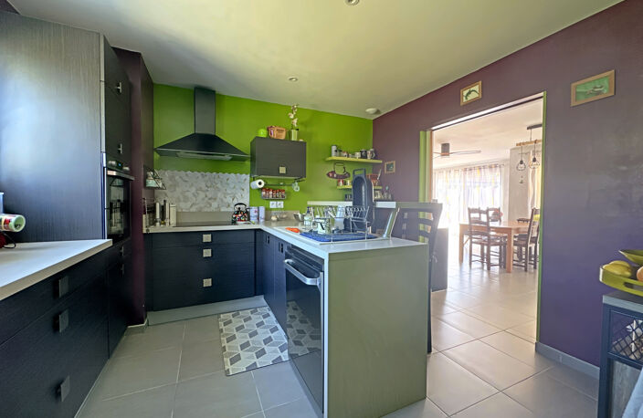 Maison contemporaine T5 avec piscine et double garage - 5min — photo 3