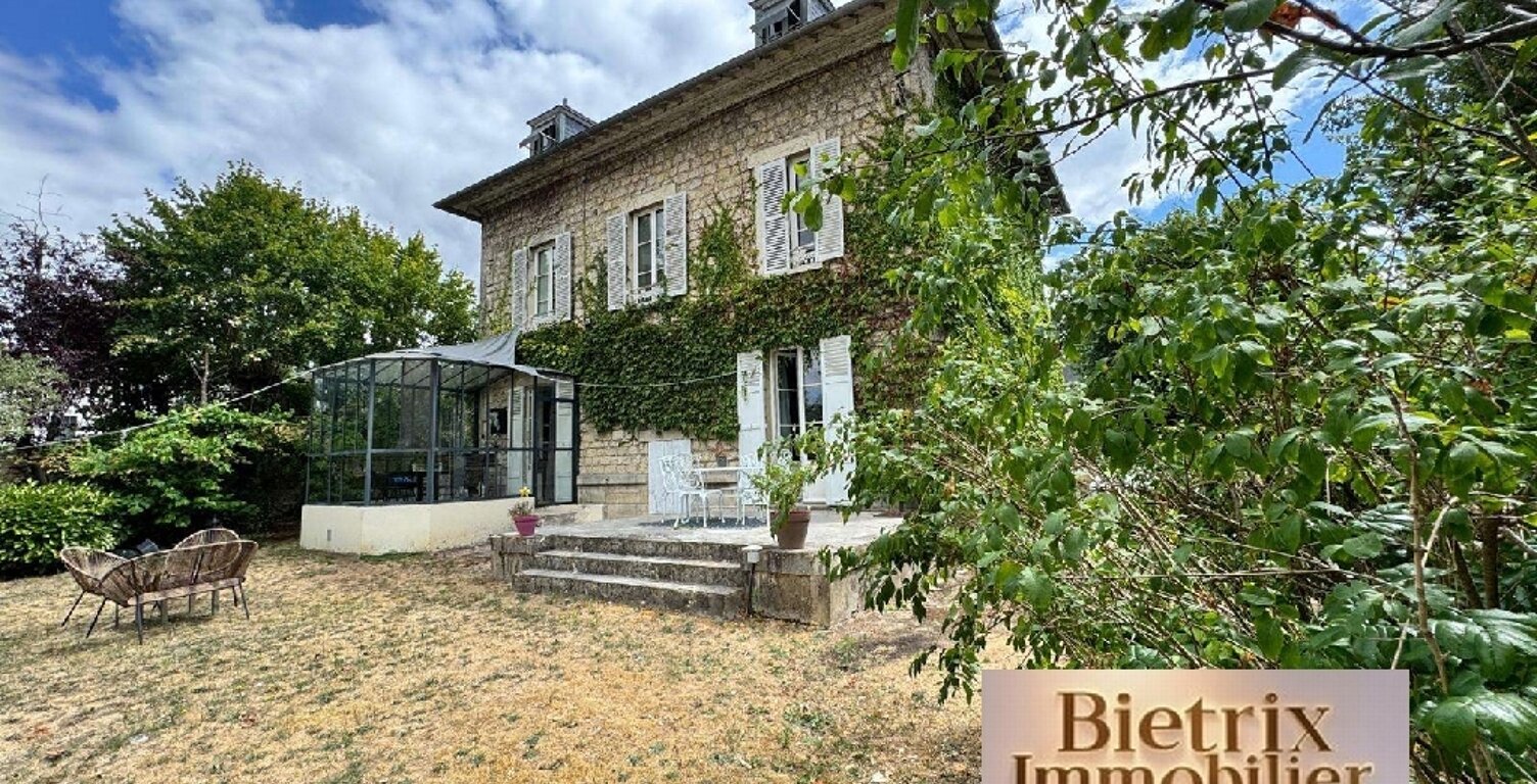 Vente maison 9 pièces 270 m² L'Isle-Adam (95290) — photo 1