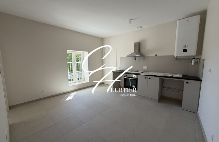 APPARTEMENT - T2 - REFAIT A NEUF — photo 2