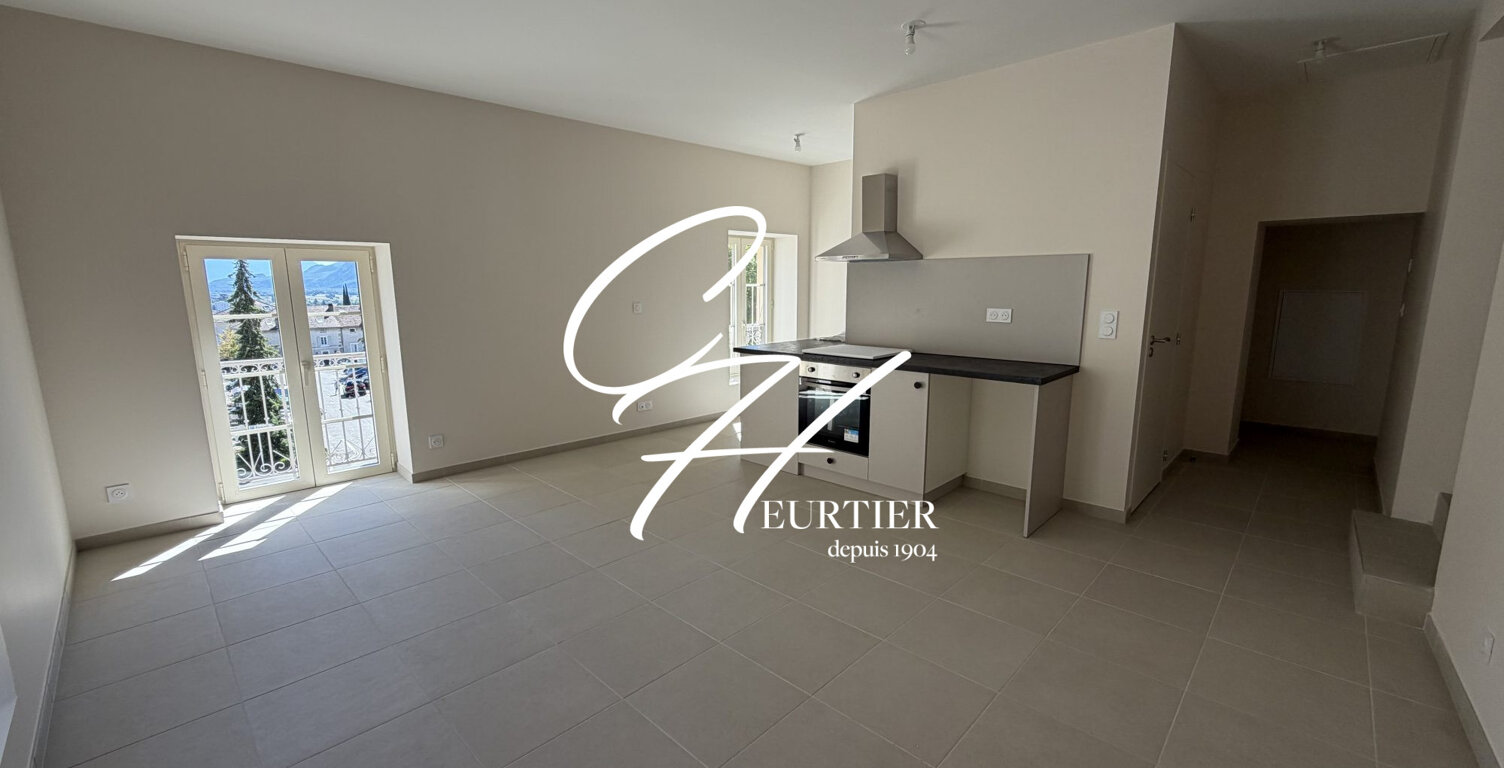 APPARTEMENT - T2 - REFAIT A NEUF — photo 1
