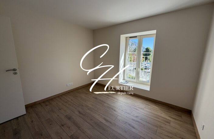 APPARTEMENT - T3 - REFAIT A NEUF — photo 4