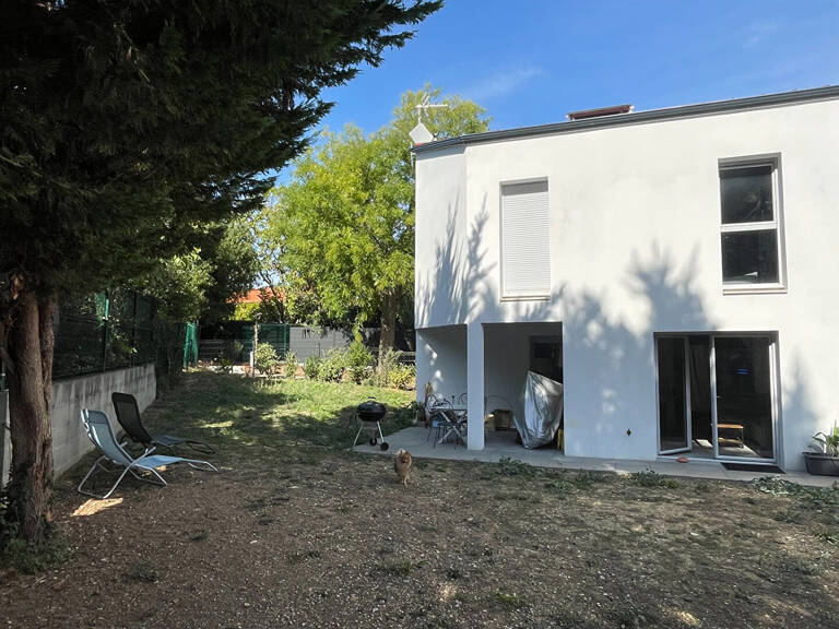 A VENDRE LA ROCHELLE MAISON 81m2 3CHAMBRES JARDIN ET STATIONNEMENTS — photo 1