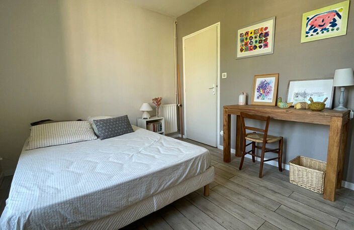 Angers - La Doutre : T3 lumineux avec vue sur cour paysagée et grand grenier — photo 5