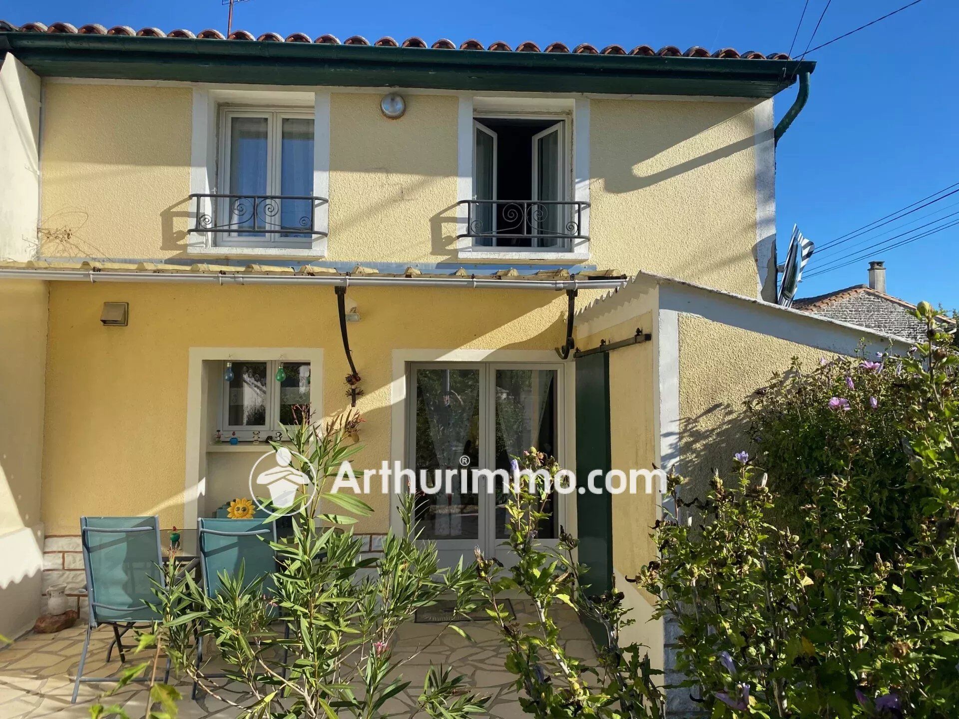 Maison 6 pièces 108 m² · à Néré · 108 m² · 133 800 €