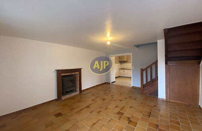 Maison  3 pièce(s)  avec jardin clos centre bourg de Malguénac Réf 6009CB — photo 2