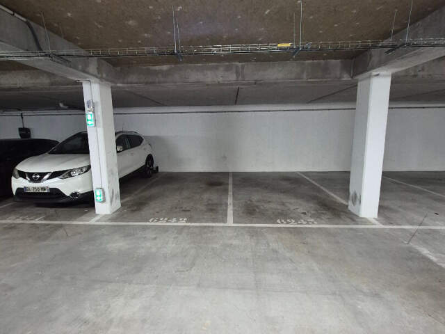 PARKING SOUS SOL DE STANDING SECURISE — photo du bien
