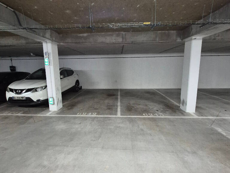 PARKING SOUS SOL DE STANDING SECURISE — photo 1