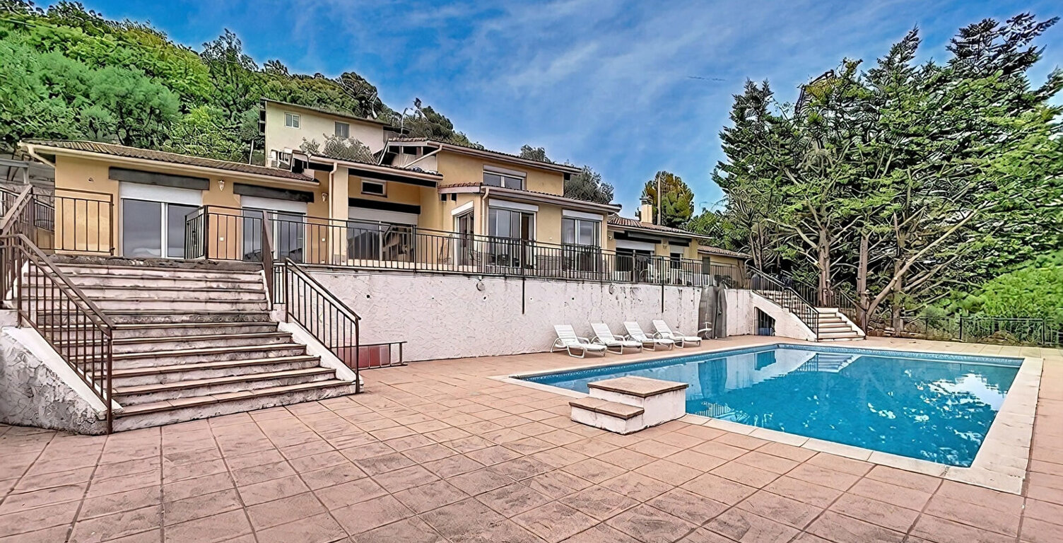 Villa Sospel 265 m2 — photo 1
