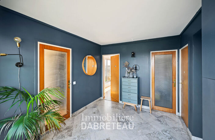 T3 MEUBLE - 107 M2 - CALUIRE-ET-CUIRE — photo 5