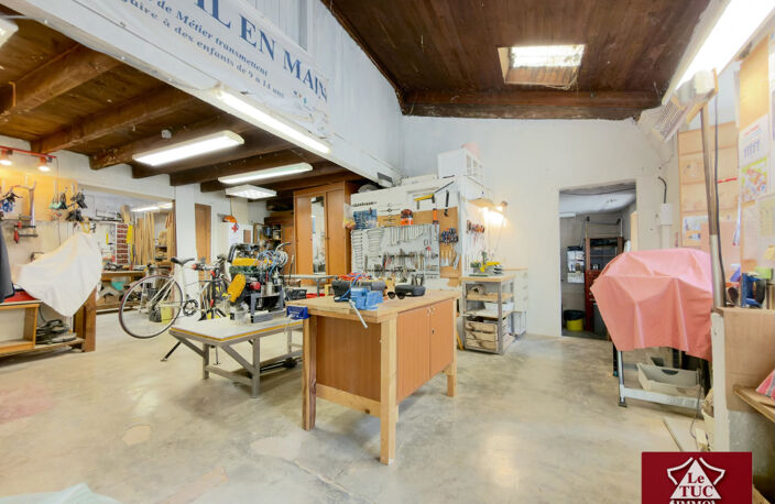 Ensemble immobilier de caractère — photo 4