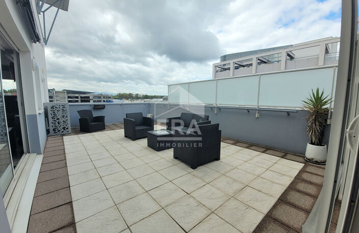 LOCATION PAU - UNIVERSITE: Appartement T5 de 166 m² avec terrasse, garage et 3 places de parking — photo 5