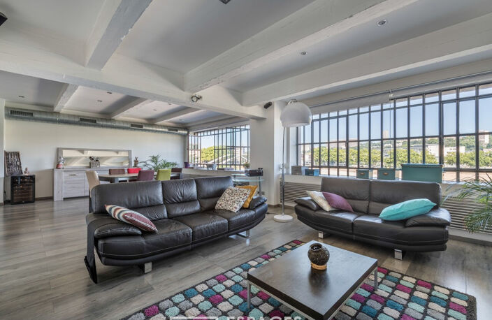 Loft avec vue sur la Saône dans une ancienne biscuiterie — photo 4