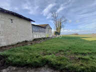 Propriété agricole de plus de 24 hectares avec ferme à rénov — photo 2