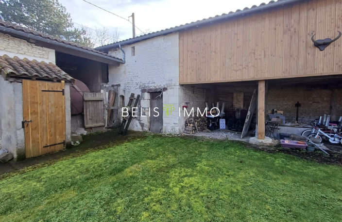 Propriété agricole de plus de 24 hectares avec ferme à rénov — photo 4