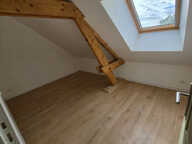 À LOUER - APPARTEMENT DUPLEX - 3 CHAMBRES -SOURDON — photo 4