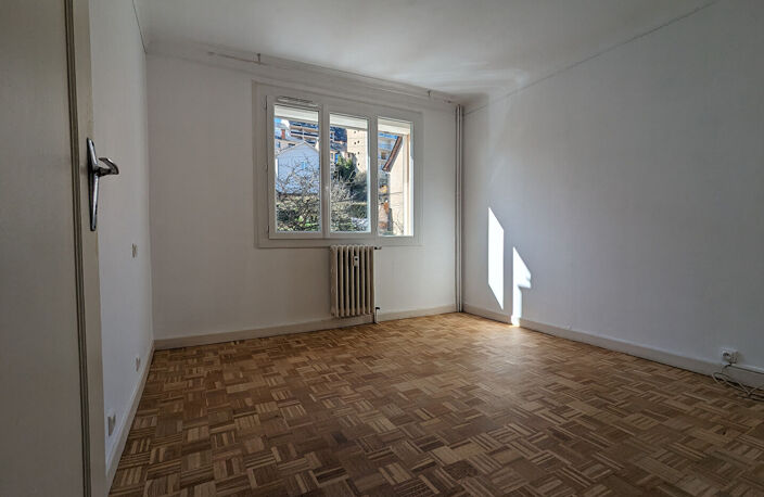 Appartement Rodez 3 pièce(s) 74.06 m² - 2 balcons - Cave — photo 4