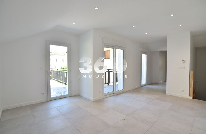 Aix Les Bains Maison de ville 4 pièce(s) — photo 2
