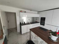 RARE - Hyper centre - Rochefort - Appartement avec ascenseur. — photo 4