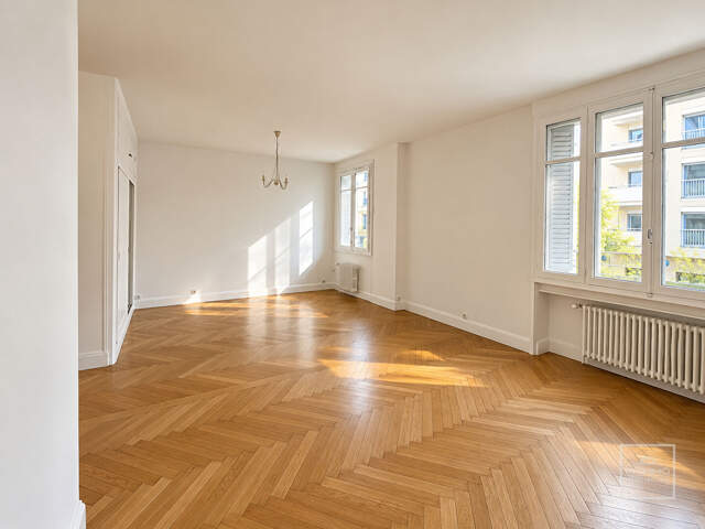 Lyon 6, 77m², Cave et parking — photo du bien