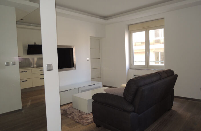 T2 triangle d'or rue commandant Faurax Appartement  vendu me — photo 3