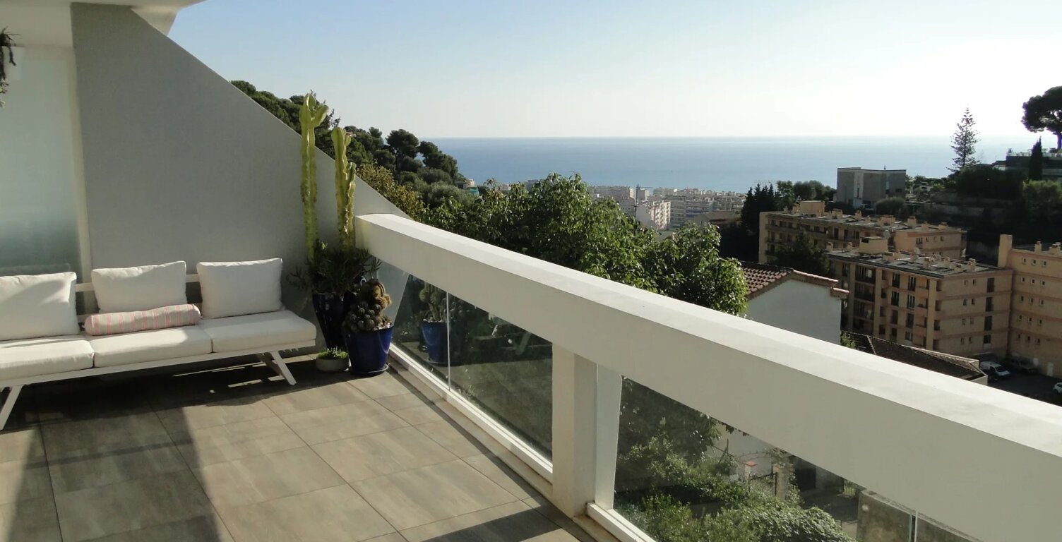 Proche Monaco, Terrasse vue mer 18m2, 2 pièces 43,40 m²,  + pisc — photo 1