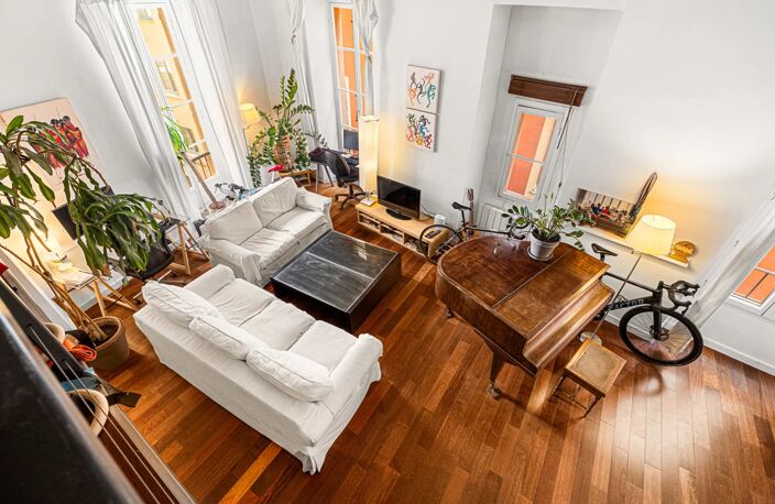 Vieux Nice - Appartement 3 pièces — photo 2