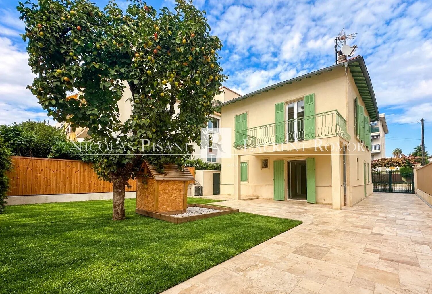 EXCLUSIVITÉ- VILLA RENOVEE 6 PIECES NICE A VENDRE — photo 1