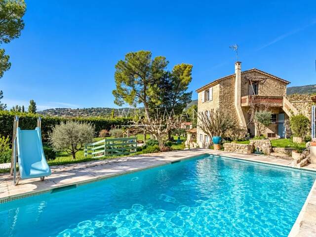 FAYENCE – AUTHENTIQUE BASTIDE PROVENÇALE AVEC PISCINE — photo du bien