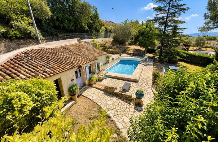 FAYENCE – AUTHENTIQUE BASTIDE PROVENÇALE AVEC PISCINE — photo 3