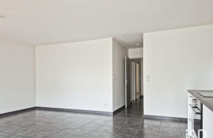 Location Appartement 3 pièces — photo 3