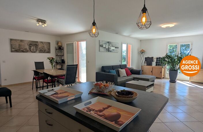 VILLECROZE, villa avec piscine, vue campagne sur terrain 7715m² — photo 3