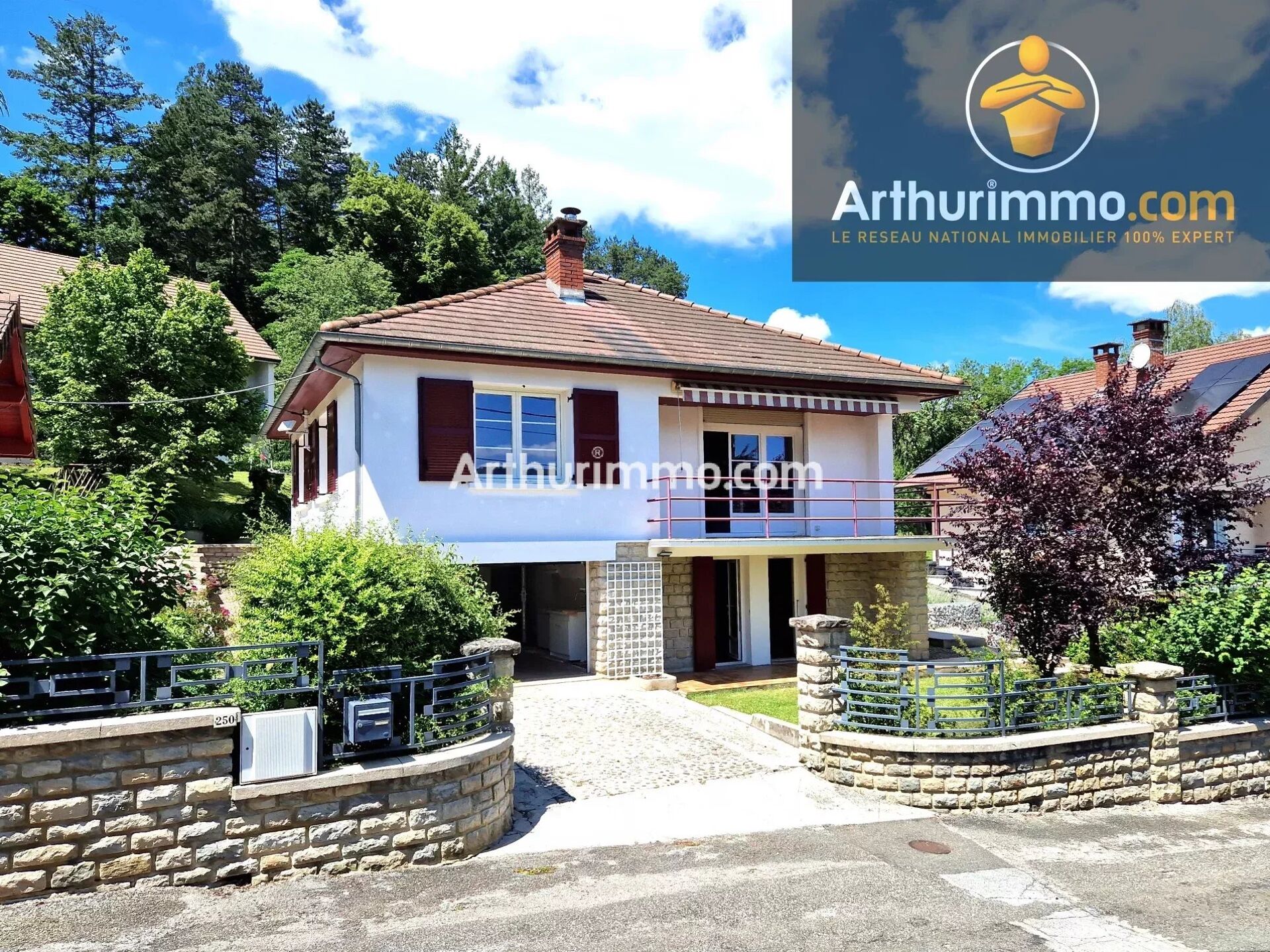 Maison 4 pièces 125 m² · à Lons-le-Saunier · 125 m² · 265 000 €