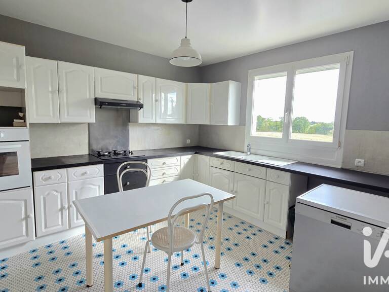 Vente Maison/villa 8 pièces — photo 1