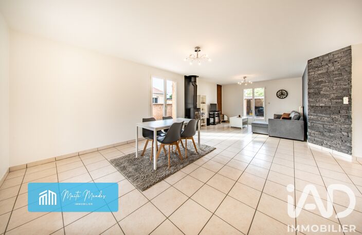 Vente Maison/villa 5 pièces — photo 2