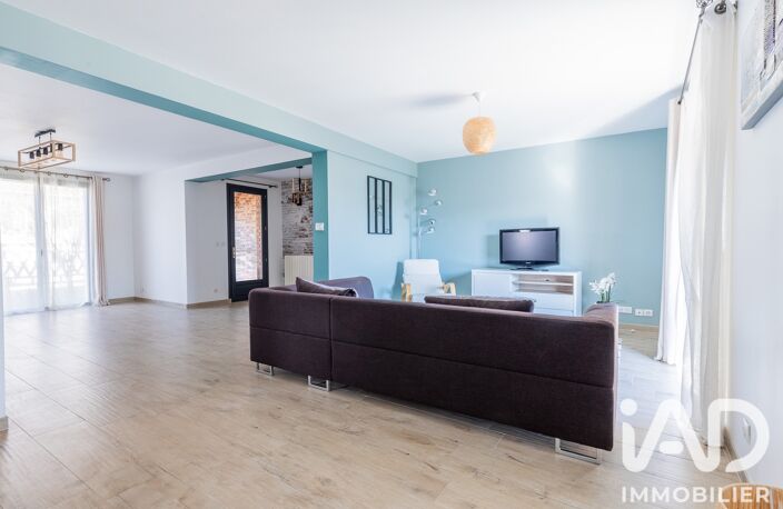 Vente Maison/villa 7 pièces — photo 2