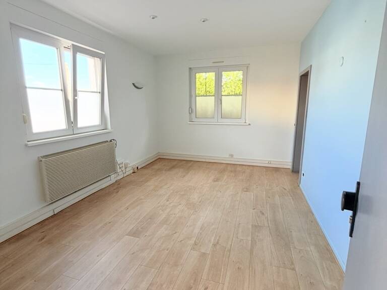 Vente Boutique/Local commercial 122 m&sup2; — photo 1