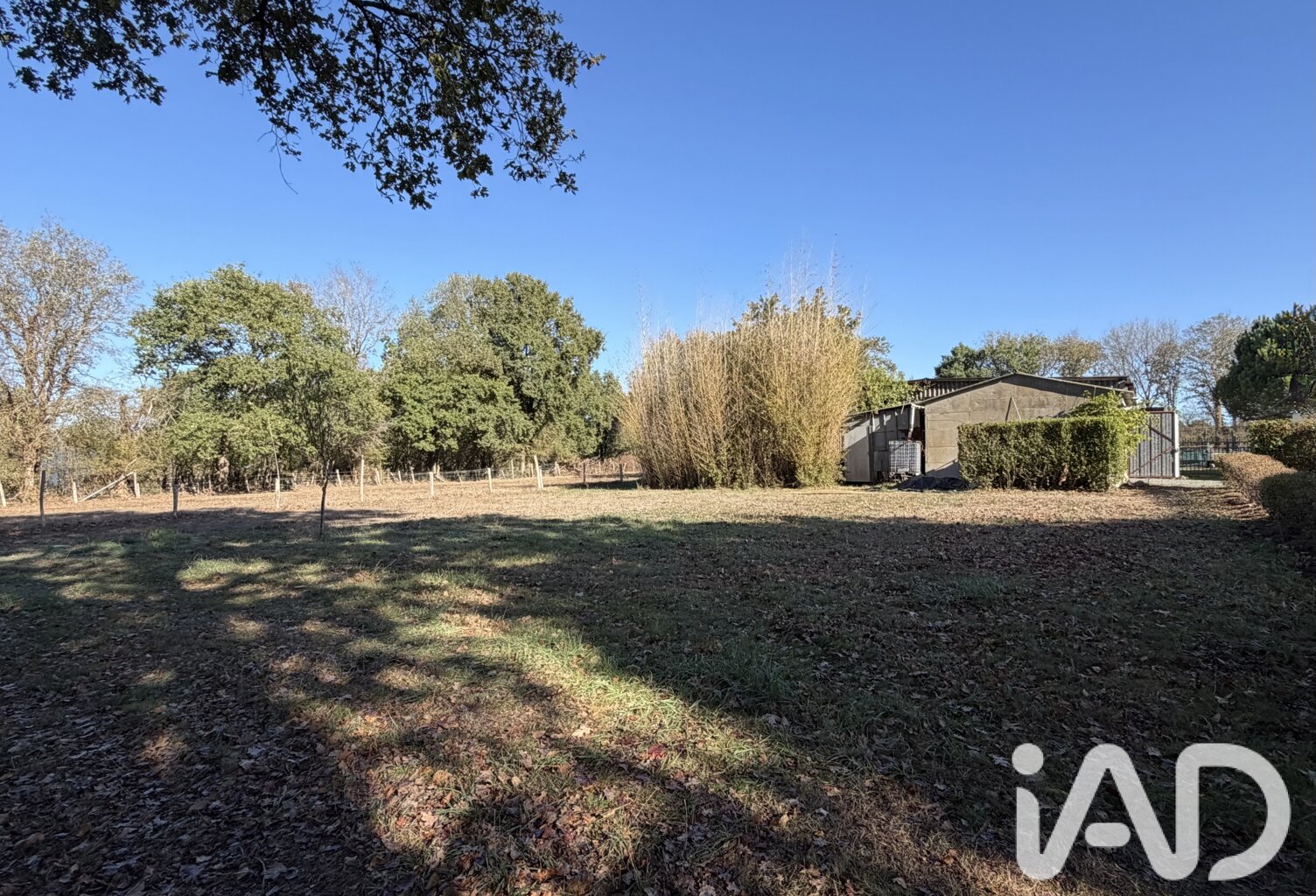 Vente Terrain à bâtir 1 360 m&sup2; — photo 1