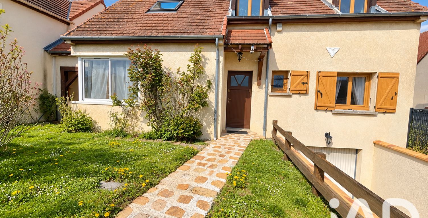 Vente Maison/villa 8 pièces — photo 1