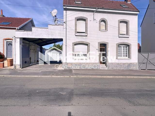 MAISON INDIVIDUELLE AVEC HANGAR — photo du bien